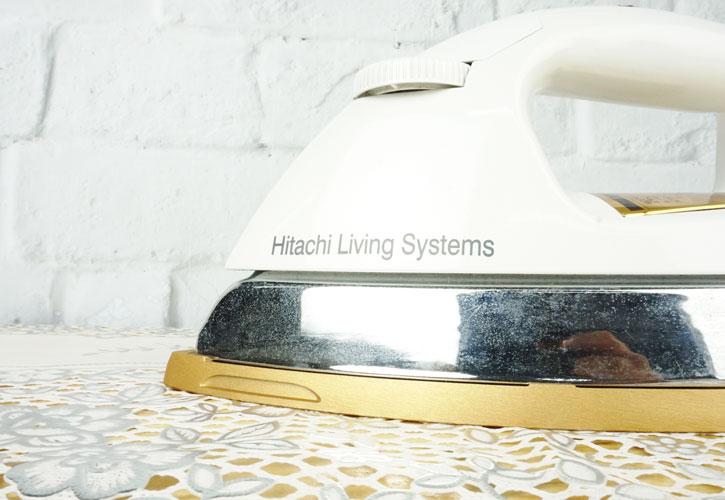 Bàn là khô Hitachi DI-880 công suất 1000W