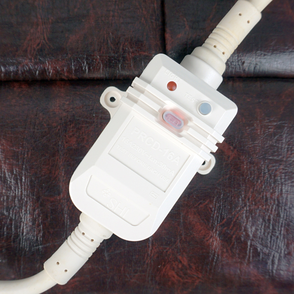 Bình nóng lạnh Ocean Sơn Hà 30L C30V
