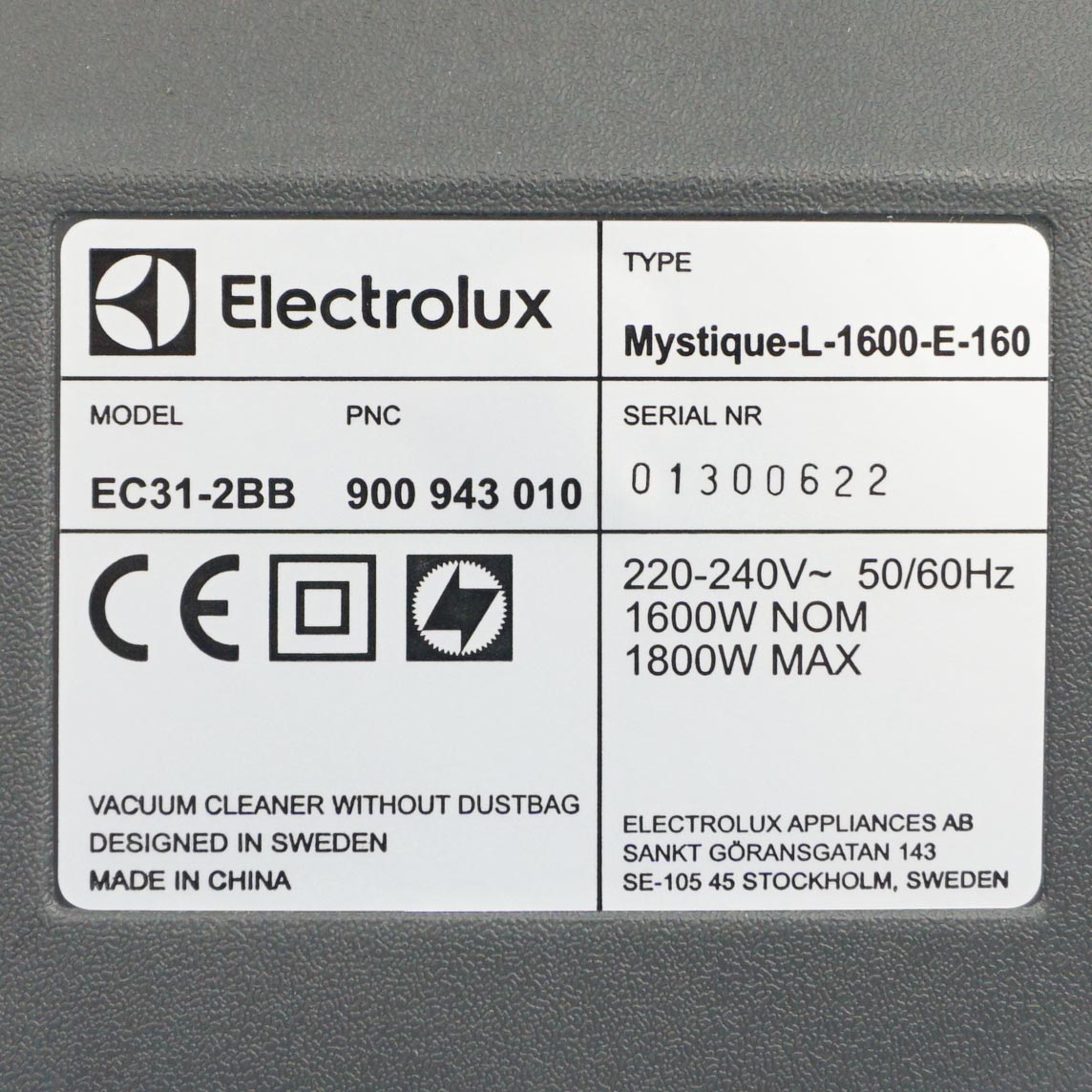 Máy hút bụi Electrolux EC31-2BB công suất 1800W
