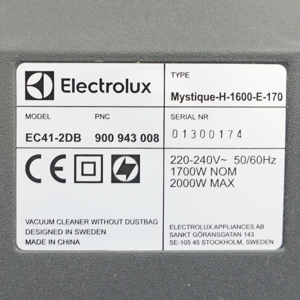 Máy hút bụi Electrolux EC41-2DB công suất 2000W