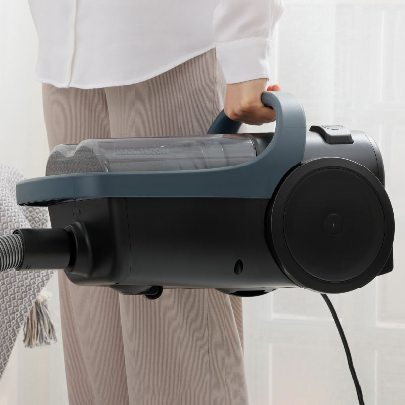 Máy hút bụi Panasonic 1600W MC-CL601AN49