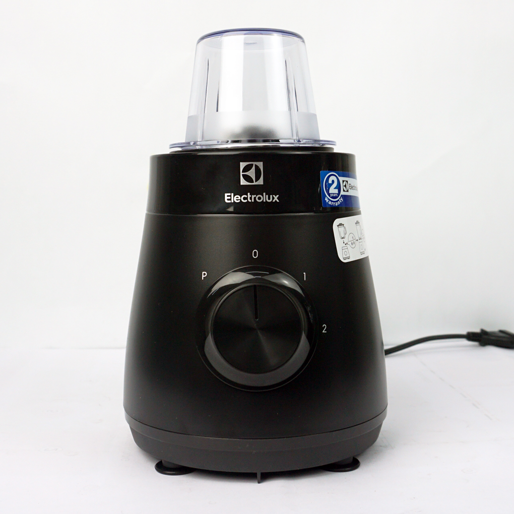 Máy xay sinh tố Electrolux E3TB1- 210K - Cối nhựa