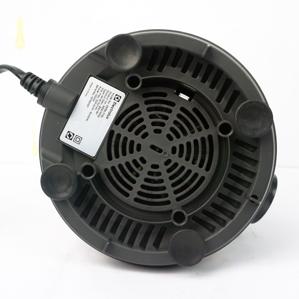 Máy xay sinh tố Electrolux E3TB1- 710S - Cối thủy tinh