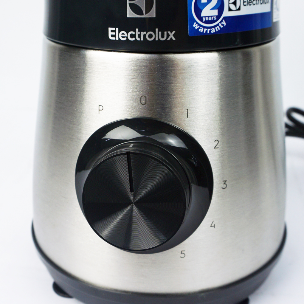 Máy xay sinh tố Electrolux E3TB1- 710S - Cối thủy tinh