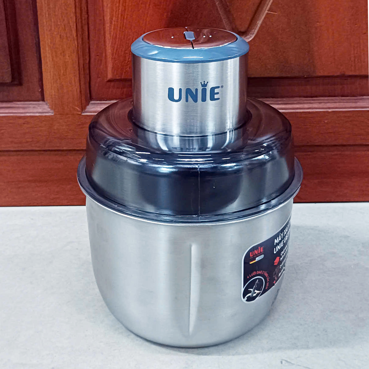 Máy xay thịt UNIE 2.5 lít UE-226