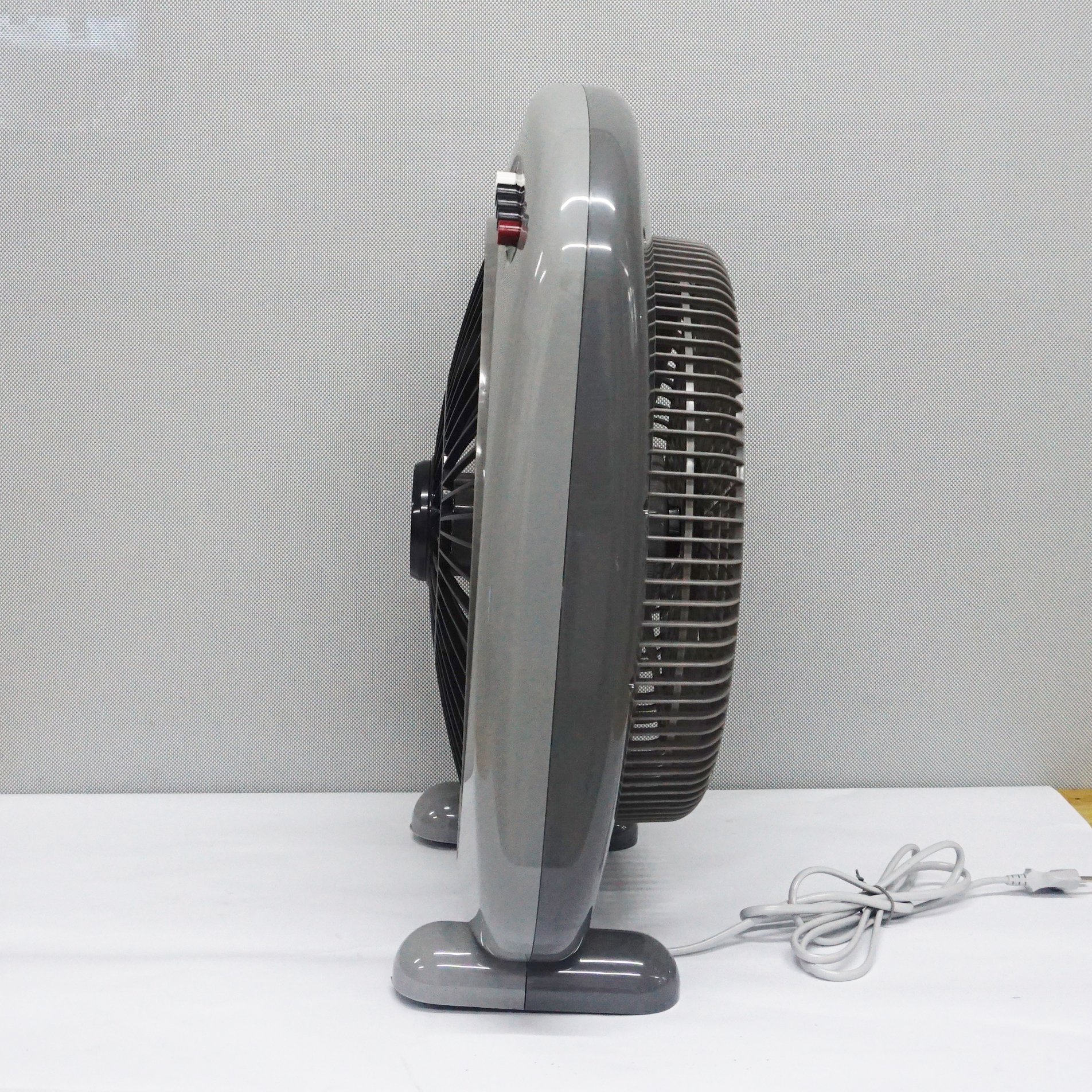 Quạt tản Chinghai BF168